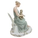 Ver imagem 4 de Escultura Estatueta Decorativa Dama com Bebê em Porcelana Azul e Branco - 25x18cm