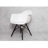Cadeira Charles Eames com Braço Branca All Black - 5