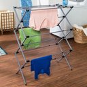 Ver imagem 2 de Varal de Chao Secador de Roupas Dobravel Telescopico Vertical Extensivel com 11 Grades Portatil