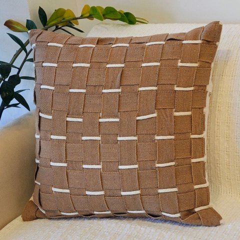 Almofada Artesanal Trançada Tressé Cordão Caramelo 40x40