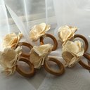 Ver imagem 7 de Kit Anel Porta Guardanapo Artesanal Flor Cru 6 Peças