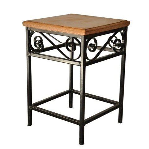 Banco Quadrado Uai Artesanatos Madeira e Ferro Rustico Artesanal Preto e Marrom