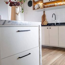 Puxador de Móvel Armário Preto Fosco 20cm Alça Torralba 1691 Oeiras de Sobrepor Fino - 2