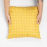 Almofada Quadrada Pequena - Xadrez Amarelo e Branco Abra Casa - 2