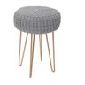 Puff Banqueta de Crochê Tricô Cinza Redondo com Base Metálica Dourada Rose Gold - 1