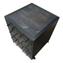 Ver imagem 4 de Cômoda Madeira e Ferro com 6 Gavetas e 4 Rodízios - Cor Preta - Estilo Industrial