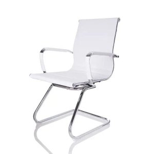 Cadeira Interlocutor Charles Eames Esteirinha Branca