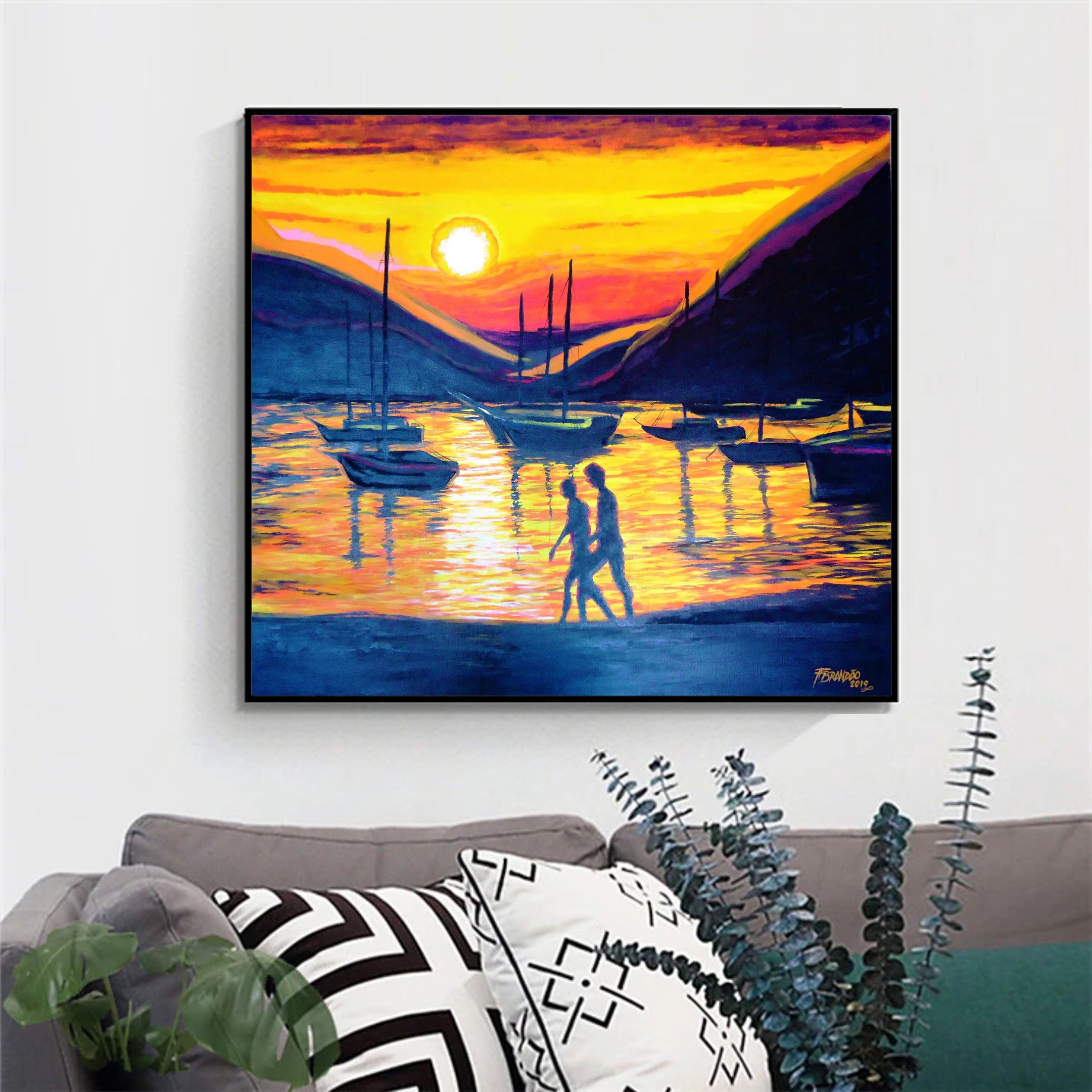 Quadro Decorativo para Sala de Estar Pintado a Mão em Acrílico Casal Andando na Praia com Barcos - 4