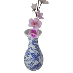 Vaso Decorativo de Porcelana Azul e Branco - 3