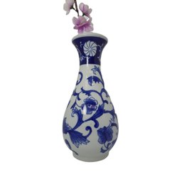 Vaso Decorativo de Porcelana Azul e Branco - 9