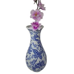 Vaso Decorativo de Porcelana Azul e Branco - 2