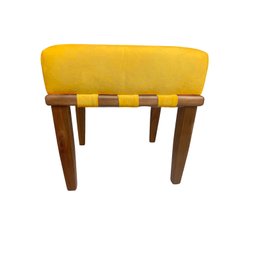 Banqueta Puff Quadrado Amarelo Pé Palito - 2