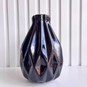 Ver imagem 4 de Vaso centro de mesa preto pequeno trabalhado geométrico 3D