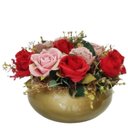 Ver imagem 1 de Arranjo com Rosas Delicadas Mistas no Vaso Dourado de Vidro
