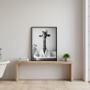 Ver imagem 2 de Quadro Divertido Banheiro Dona Girafa 45x34cm Mold Branca