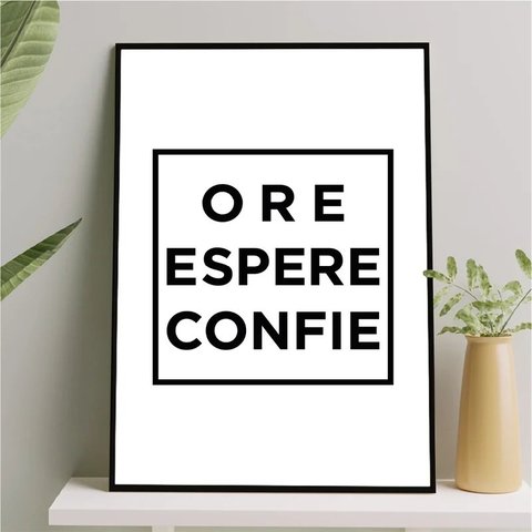 Quadro Ore Espere Confie 24x18cm - com vidro:Madeira preta