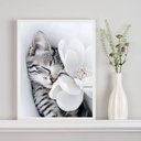 Ver imagem 2 de Quadro Decorativo Gatinho com Flor Branca 45x34cm - com Vidro:moldura Branca