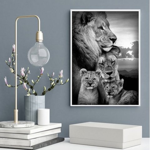 Quadro Decorativo Família de Leões- Preto e Branco 45x34cm - com Vidro:madeira Preta