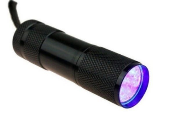 Kit 2 X Lanterna Led Uv Luz Negra Antifalsificação Ultravioleta, em aluminio