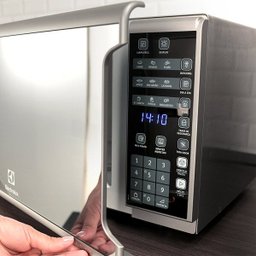 Micro-ondas 31L Painel Integrado Mi41S Electrolux 127V - 7