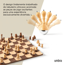 Ver imagem 3 de Wobble - Jogo de Xadrez Côncavo Elegante em Madeira e Metal Umbra