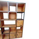 Ver imagem 6 de Estante para Sala com Nichos Modelo Industrial - Ferro Preto e Madeira Tonalidade Castanheira