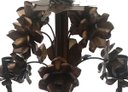 Ver imagem 4 de Lustre De Ferro Com Flores Artesanais para Decoração de Sala Vintage - Verniz