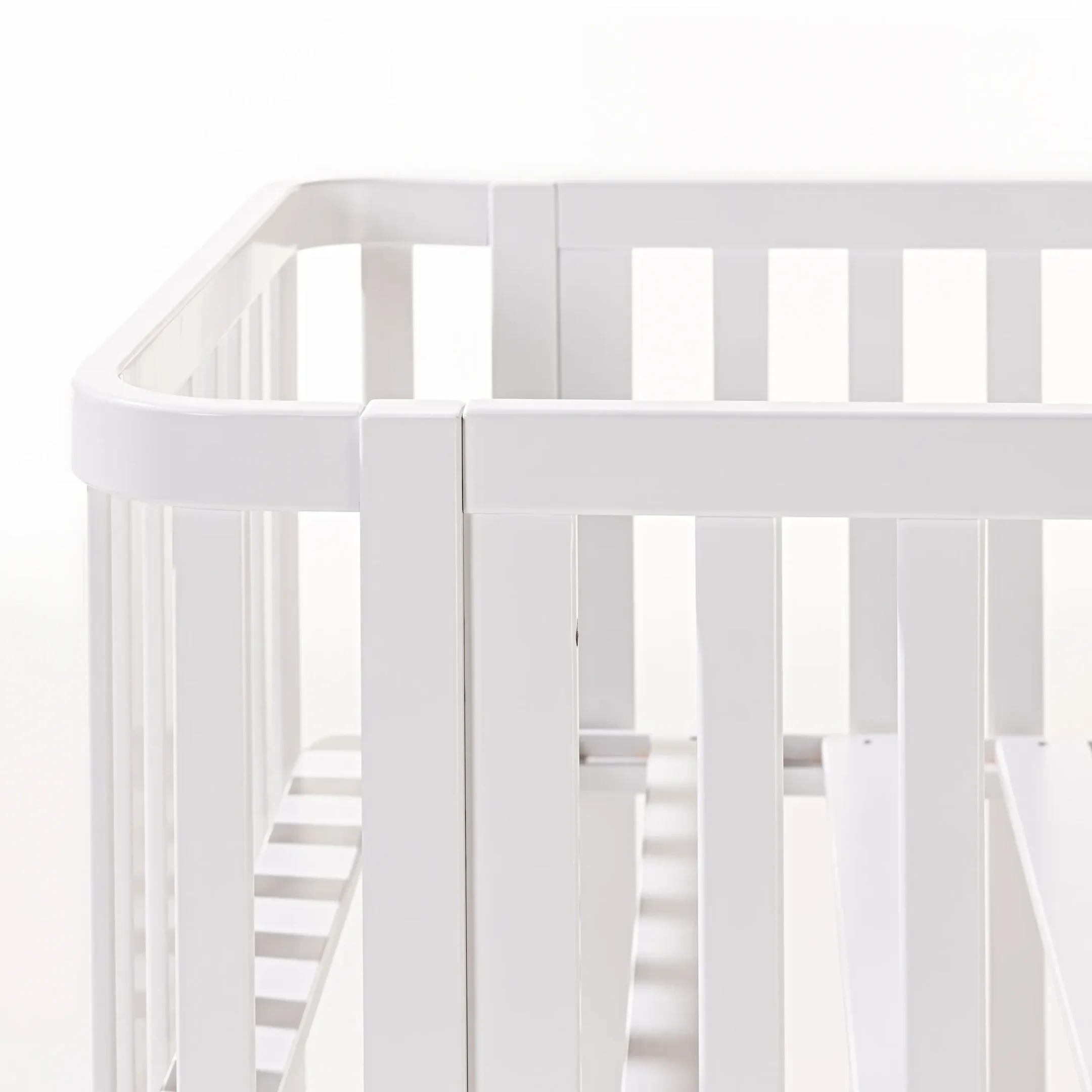 Ver imagem 6 de Berço Evolutivo 1,2,3 | Madeira Maciça | com Rodinhas | Mel:branco