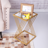 Mesa Pequena de Centro/canto com Tampo de Vidro 45x27x27 Dourado - 2