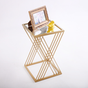 Ver imagem 3 de Mesa Pequena de Centro/canto com Tampo de Vidro 45x27x27 Dourado