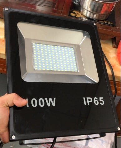 Refletor LED Holofote SMD 100W Resistente prova d'água 4009-W Bivolt - 4