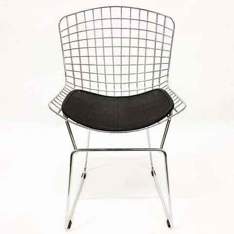 Cadeira pra cozinha Bertoia cromada assento preto - Direto de Fábrica