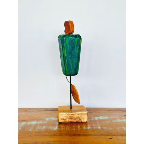 Escultura Caju em Madeira - Decoração Artesanal de Sergipe