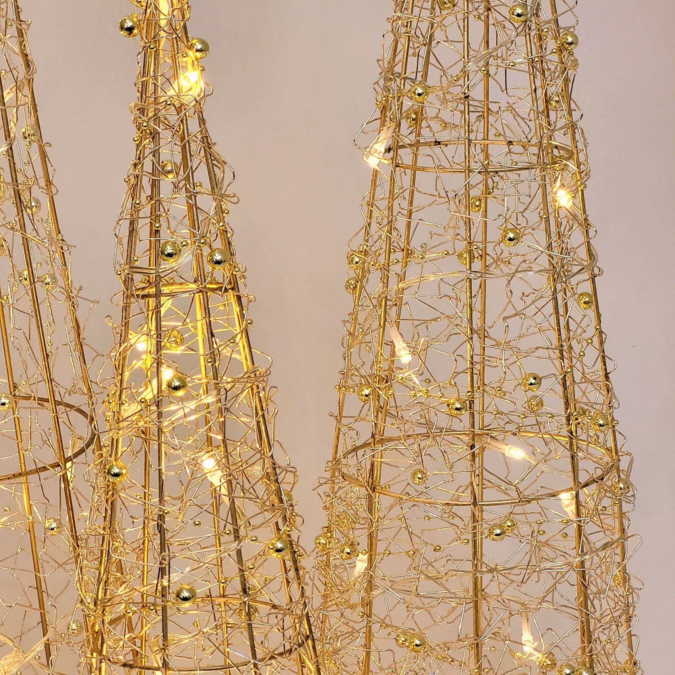 Árvore De Natal Com Luz Aramada Dourada 80/60/40cm Kit 3pc | MadeiraMadeira
