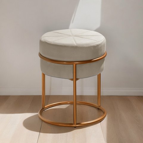 Puff Banqueta Riad Redondo Metal em Epoxi Anti Risco Veludo