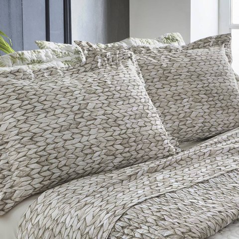 Jogo de Cama Casal Percal 200 Fios Localizado Palha 4 Peças - Naturalle Fashion