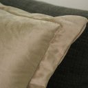 Ver imagem 2 de Almofada Decorativa para Sofá com Fibra Siliconada Florida Hope Veludo Capuccino