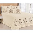 Ver imagem 1 de Kit Cobre Leito Casal Queen Encanto 07 Peças Bordado Colcha - Palha com Marrom