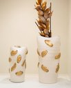 Ver imagem 2 de Vaso Decorativo Cerâmica Branco e Dourado 28x14x14cm