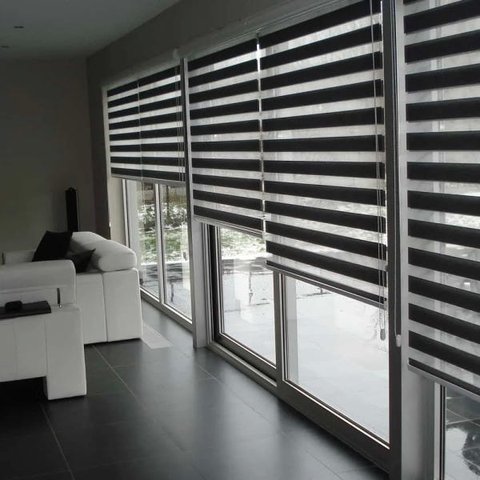 Cortina Persiana Rolo Double Vision Preta 1,20 x 1,60