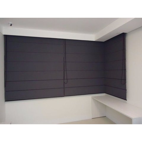 Cortina Persiana Romana Blackout Preto 1,30 x 1,40