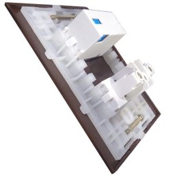 Conjunto 4x2 Linha Marrom Sleek Alto Brilho - 1 Tomada 2p+t 20 a + Tomada Usb 1a Separadas - 2