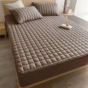Ver imagem 1 de Protetor de Colchão Impermeável Matelado Microfibra Queen 1 Peça Marrom Oem