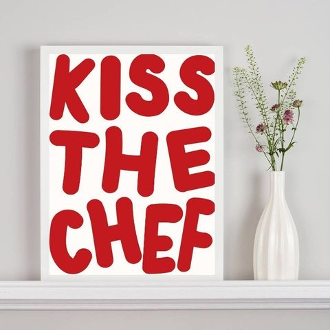 Quadro Decorativo para Cozinha Kiss The Chef 24x18cm - com Vidro:moldura Preta