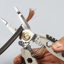 Ver imagem 2 de Alicate Multiuso para Eletricista Corta Grimpa Desencapa Aperta Enrola Fio