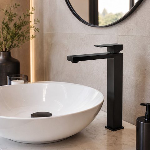 Misturador Monocomando Bica Alta Urban Black Matte Baumê
