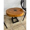 Mesa de Apoio Rodela de Madeira com Resina - 1