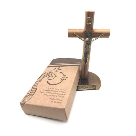 CRUCIFIXO DE PAREDE E MESA MADEIRA CILÍNDRICO SÃO BENTO DOURADO 17 CM