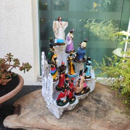 Altar Congá com 12 Orixás de 10 Cm Umbanda Branco e Prata - 4