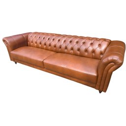 Sofá de Couro 4 Lugares Chesterfield 2,40 Conhaque - Mozzelar - 3